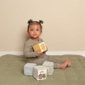 4 Cubos apilables blanditos Little Farm Little Dutch