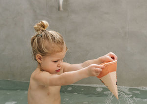 Tres barcos jungla Lilliputiens