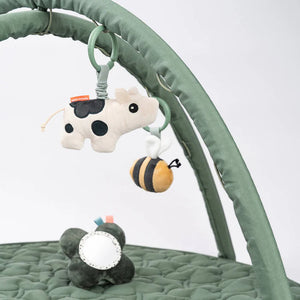 Manta de juego sensorial con arco Tiny Farm Verde Done by Deer