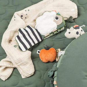 Libro de actividades sensorial Tiny Farm Done by Deer