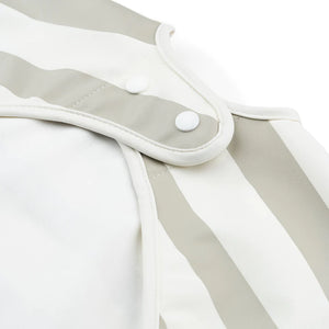 Babero con bolsillo y mangas con rayas Done by Deer