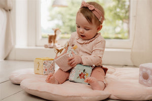 4 Cubos apilables blanditos Fairy Garden Little Dutch