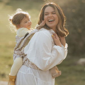 Mochila portabebés con enganches Magnéticos Kngu