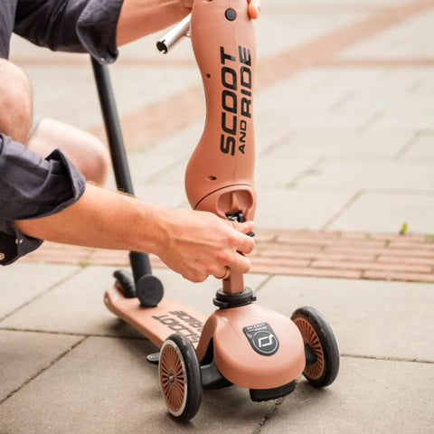 Patinete Highwaykick 1 Push and Go Scoot and Ride