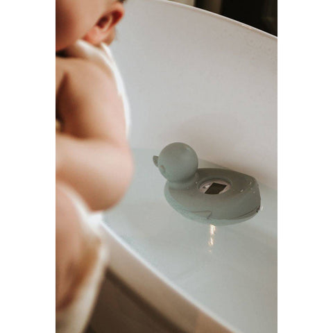 Termómetro de baño Patito Bamboom - Azul Océano - detalle y uso 5