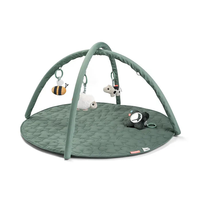 Manta de juego sensorial con arco Tiny Farm Verde Done by Deer