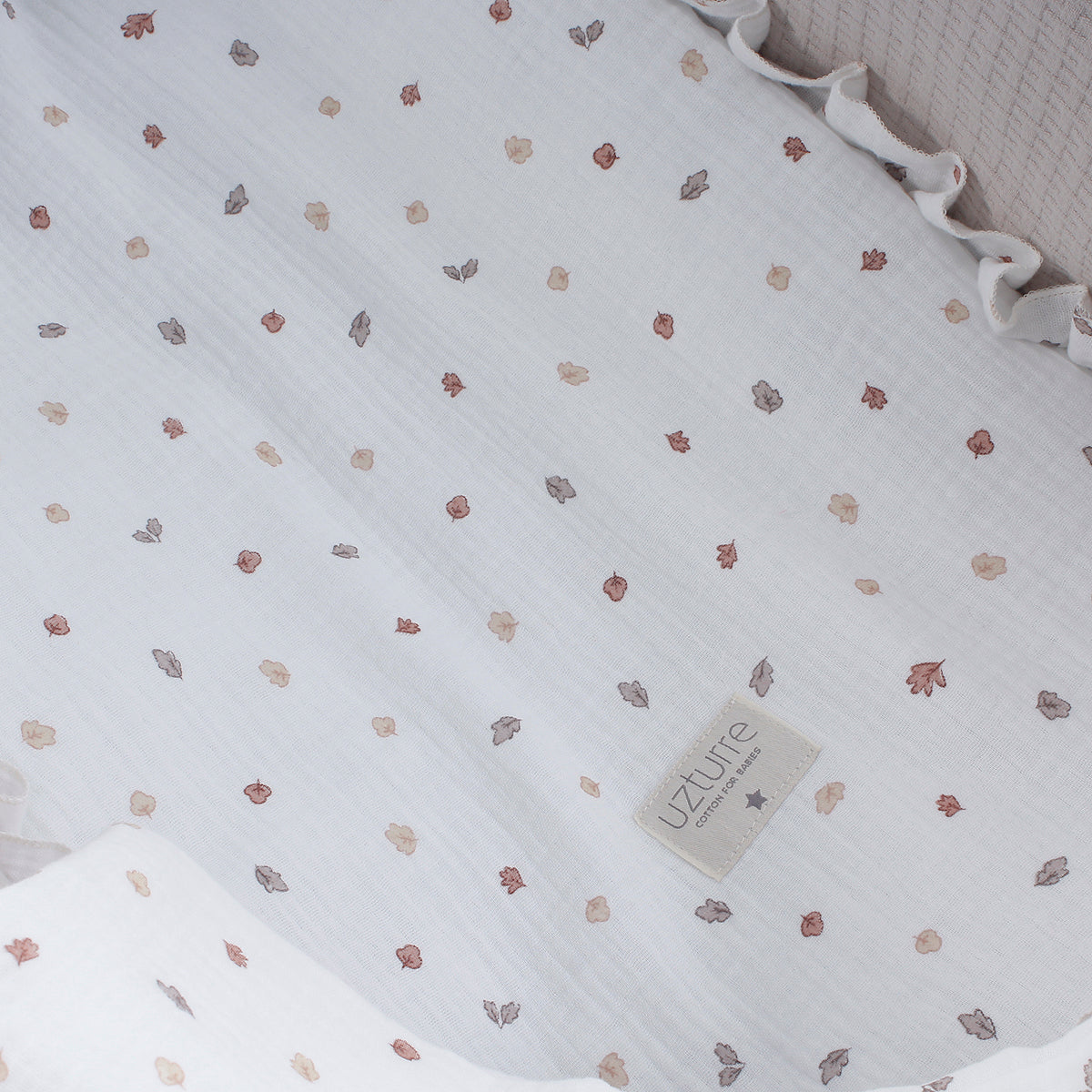 Kit base capazo con volante y muselina Uzturre