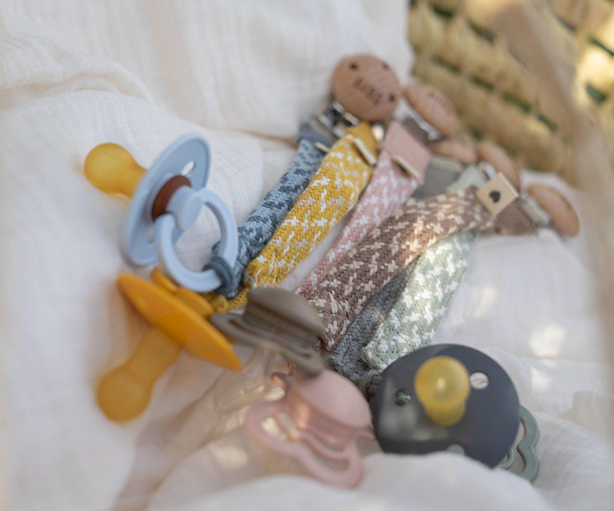 Chupetero BIBS Trenzado Cloud/Iron Bibs