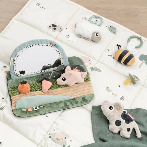 Alfombra de juego sensorial Tiny Farm Done by Deer