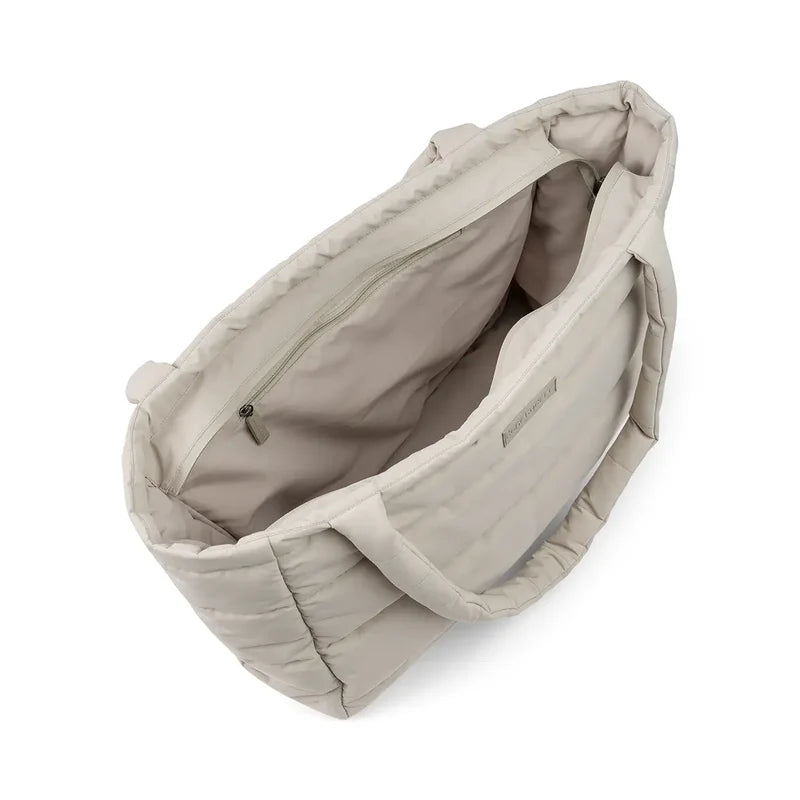 Bolso tote acolchado con cambiador