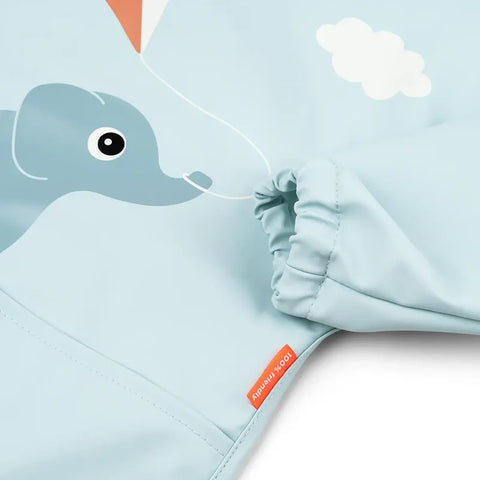 Babero con bolsillo y mangas Playground Done by Deer