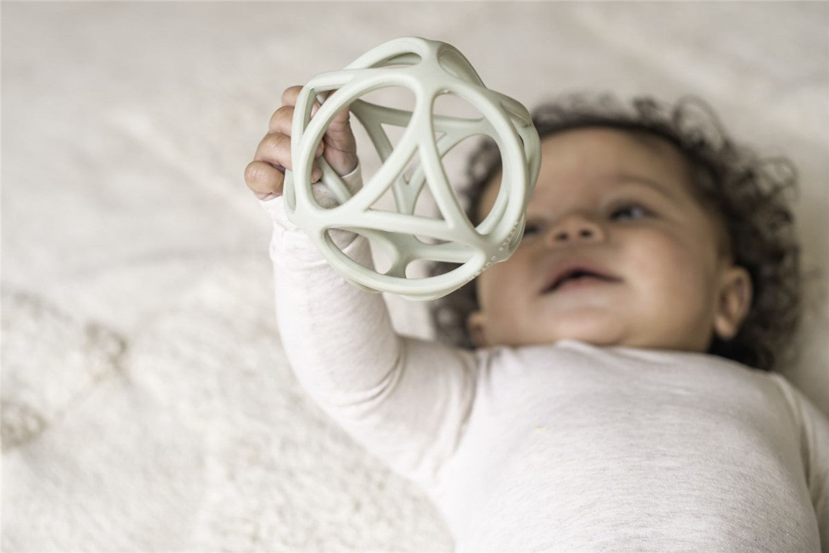 Pelota sensorial silicona verde Little Dutch