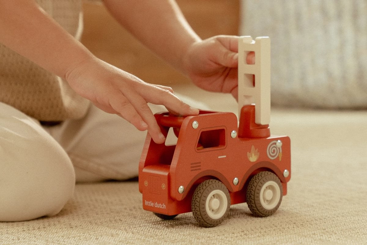 Camión de bomberos de madera FSC Little Dutch