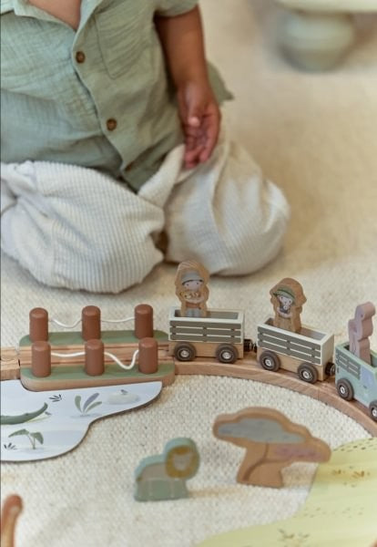 Sistema de tren de madera Safari Friends Little Dutch