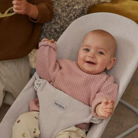 Hamaca Bliss BabyBjörn beige claro tejido cepillado gris claro - imagen 2