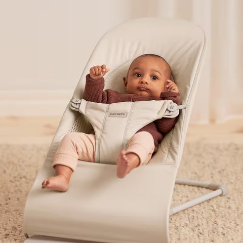 Hamaca Bliss BabyBjörn beige claro tejido jersey tri fabric gris claro - imagen 3