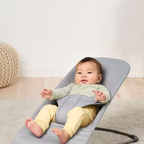 Hamaca Bliss BabyBjörn gris claro tejido jersey tri fabric gris oscuro - imagen 4