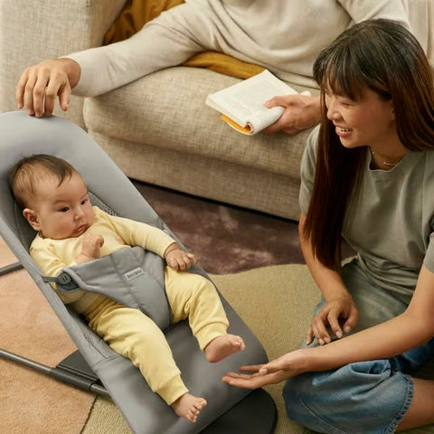 Hamaca Bliss BabyBjörn Tri-Fabric Gris Claro