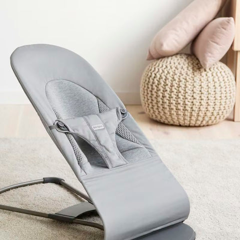 Hamaca Bliss BabyBjörn Tri-Fabric Gris Claro