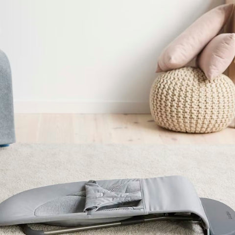Hamaca Bliss BabyBjörn Tri-Fabric Gris Claro