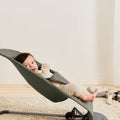 Hamaca Bliss BabyBjörn verde oscuro tejido acolchado clasico gris oscuro - imagen 4