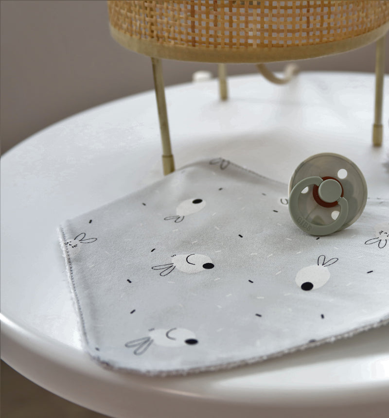 Babero bandana estampada de Sonpetit