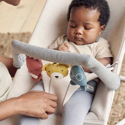 Juguete para hamaca "Amiguitos Juguetones" de BabyBjörn
