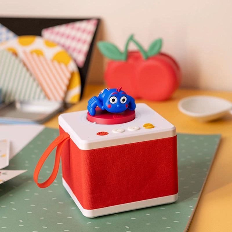 Personaje (Italian and English) - Lets sing together araña Faba