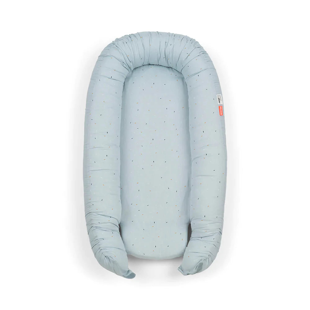 Nido acogedor Confetti Done by Deer